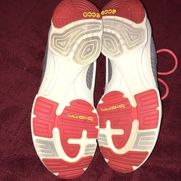 ECCO Biom Silver and White Sneakers - Picture 8 of 9